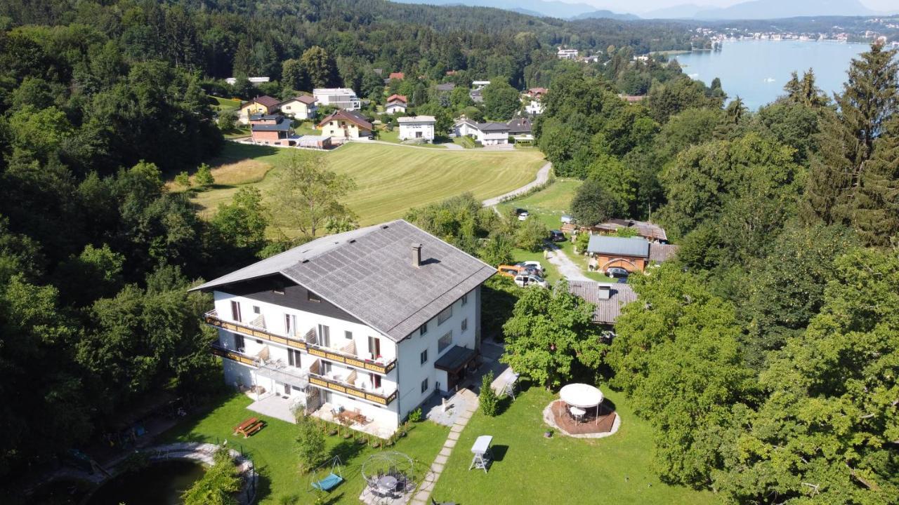 Pension Waldesruh フェルデン・アム・ヴェルターゼー エクステリア 写真